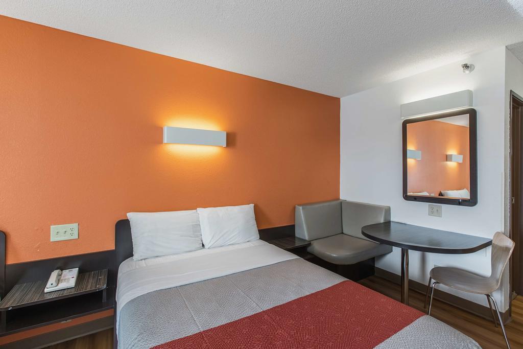 Motel 6 Omaha - Central La Vista Extérieur photo