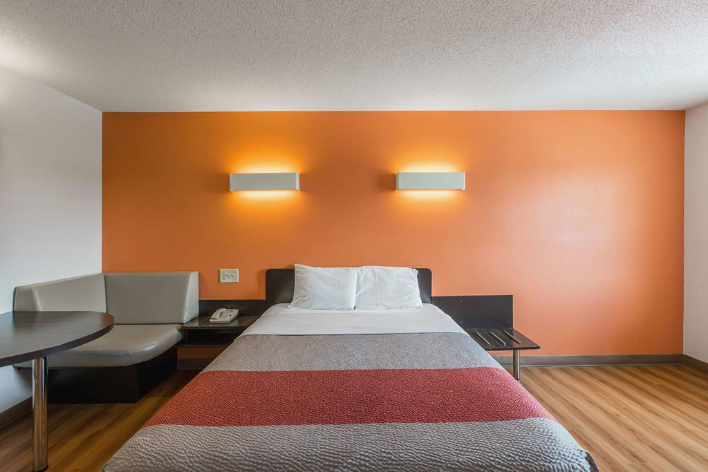 Motel 6 Omaha - Central La Vista Extérieur photo